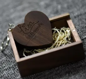 16Gb 3.0 Walnut Heart Shape USB with wooden Box