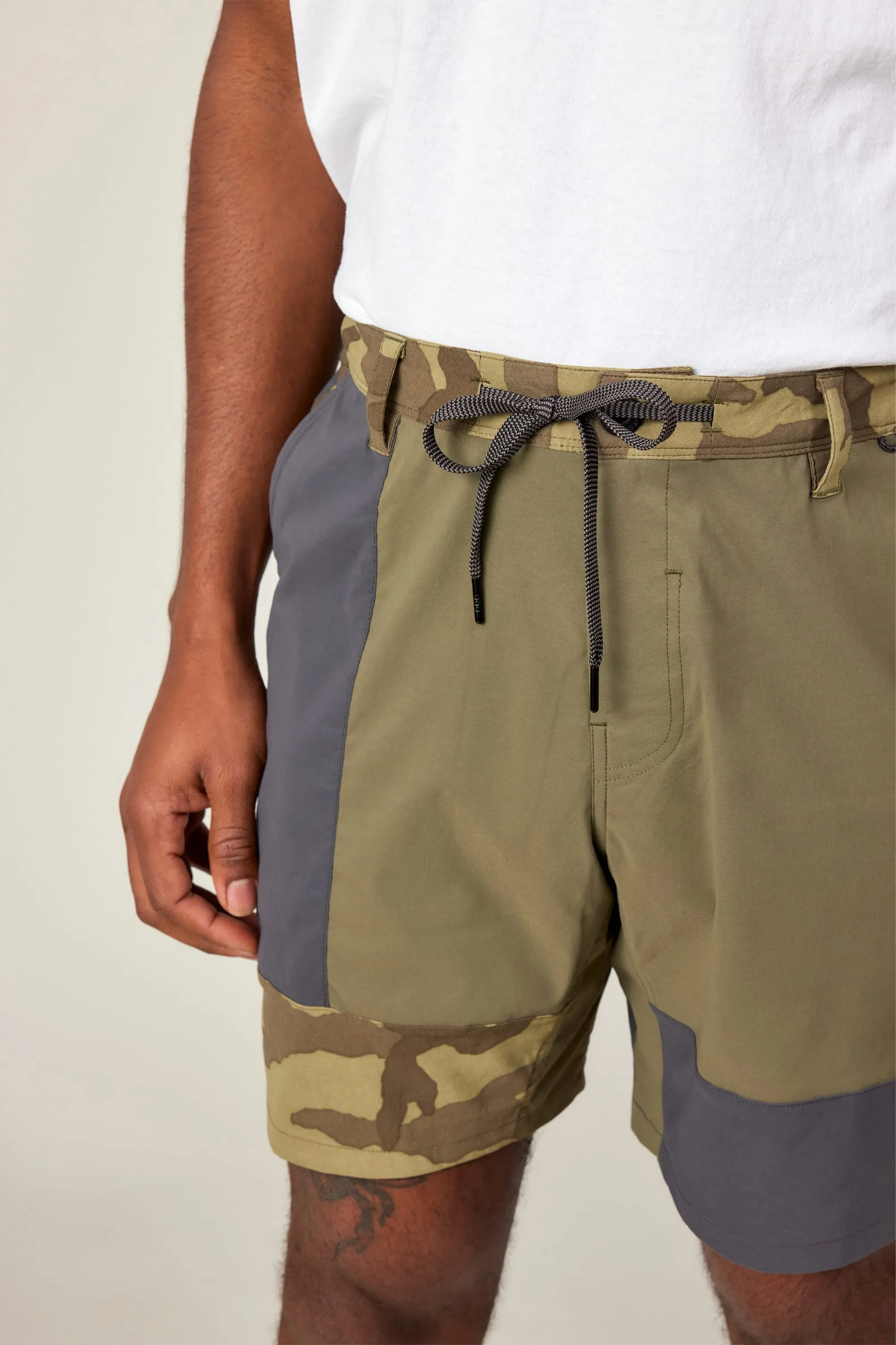 686 Men's Reclaimed Featherlight Chino Short