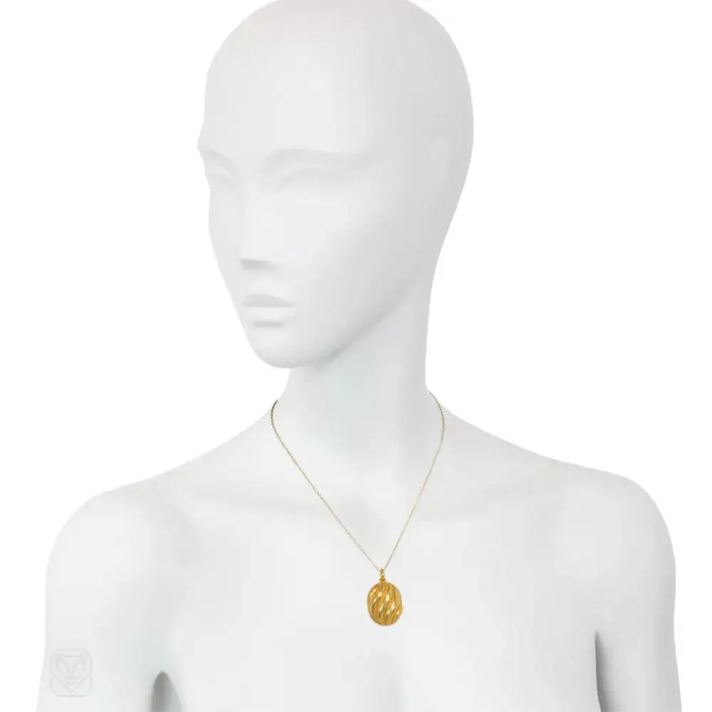 Antique fluted gold locket
