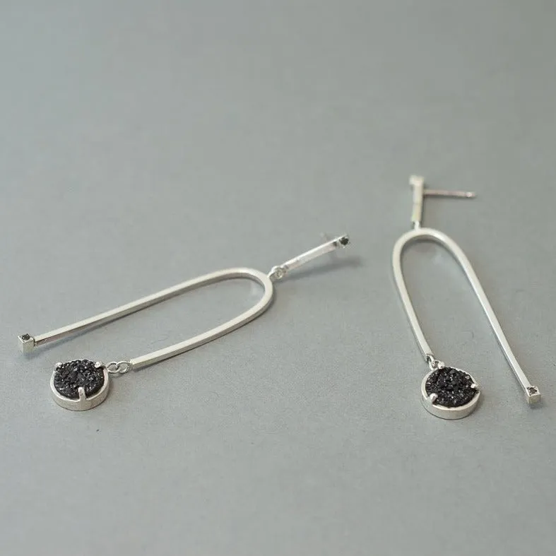BLACK DIAMOND AND DRUZY MOBILE EARRING