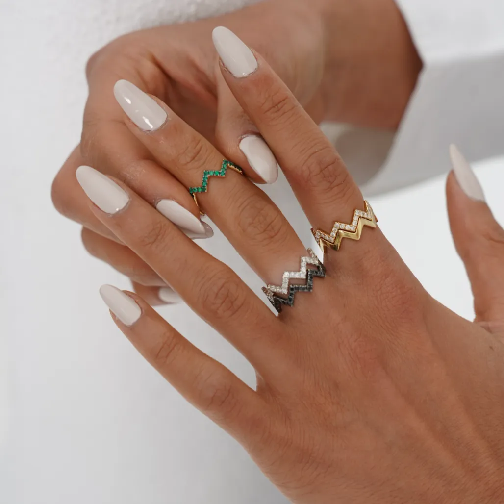Black Diamond ZigZag Ring.