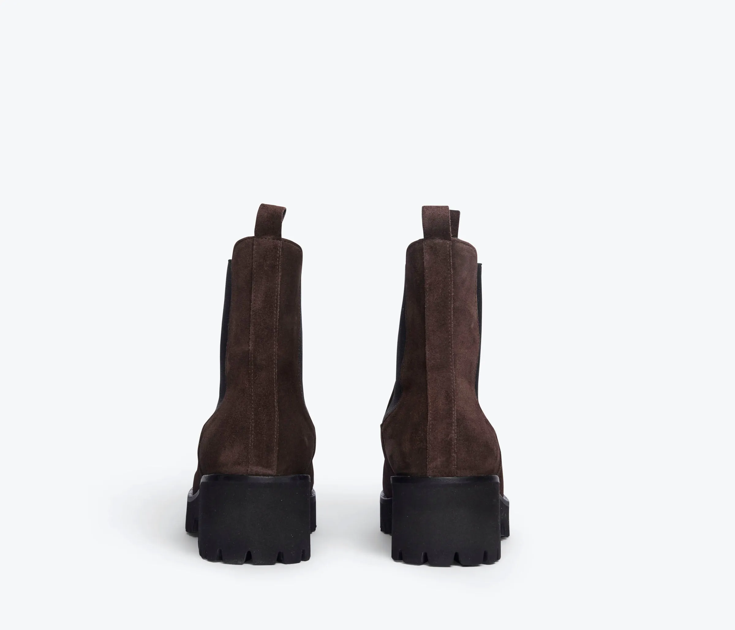Certainly! To optimize the title of the product, we should aim to include key descriptors that highlight its features, target audience, and any other relevant details. Heres an optimized version:

Brooke Womens Weatherproof Rain Boot with Non-Slip Sole