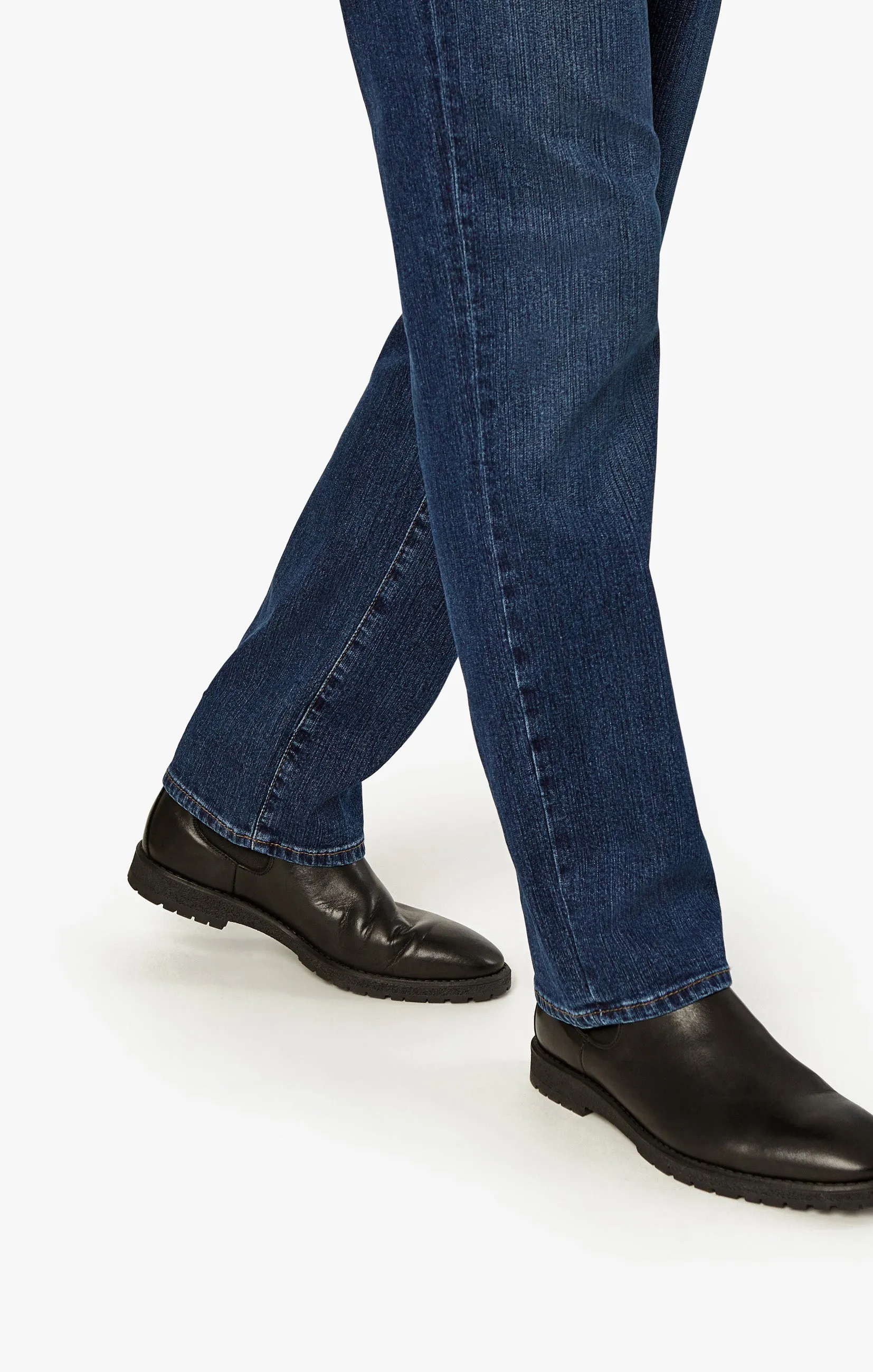 Charisma Relaxed Straight Jeans In Mid Comfort