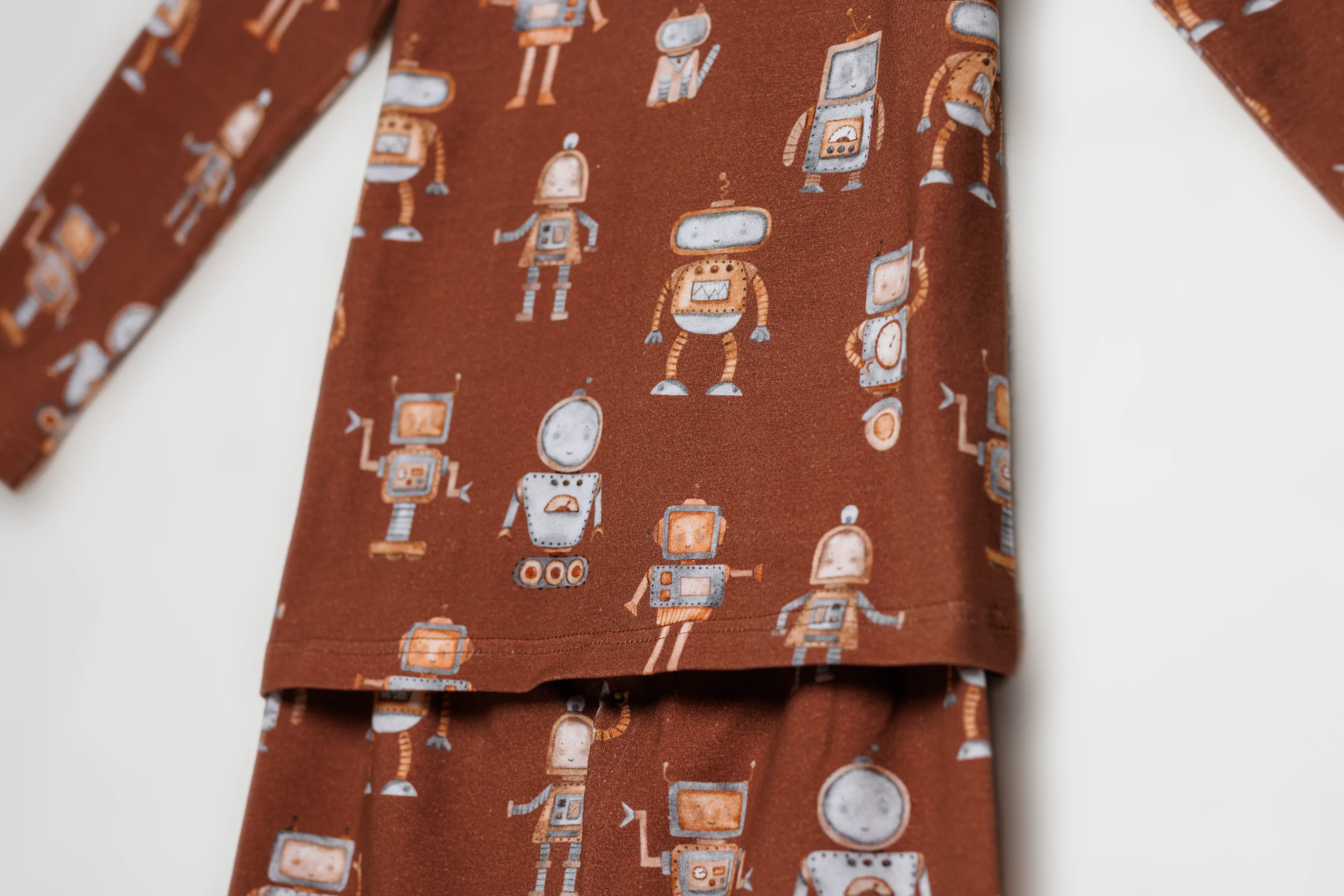 CHRIS - BOYS PYJAMA BROWN ROBOTS