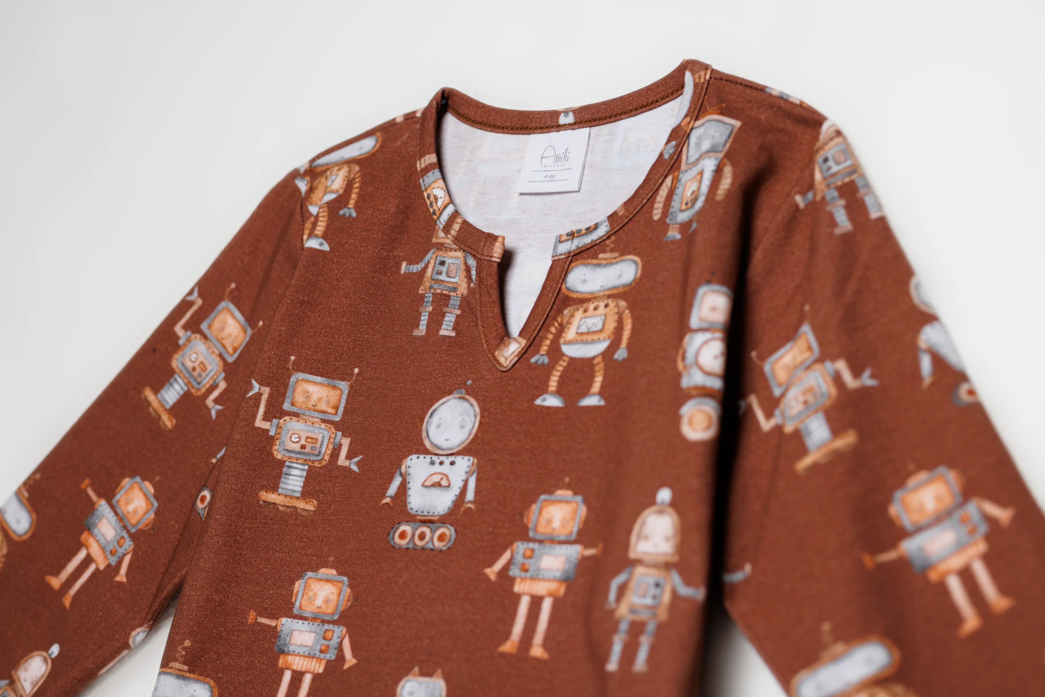 CHRIS - BOYS PYJAMA BROWN ROBOTS