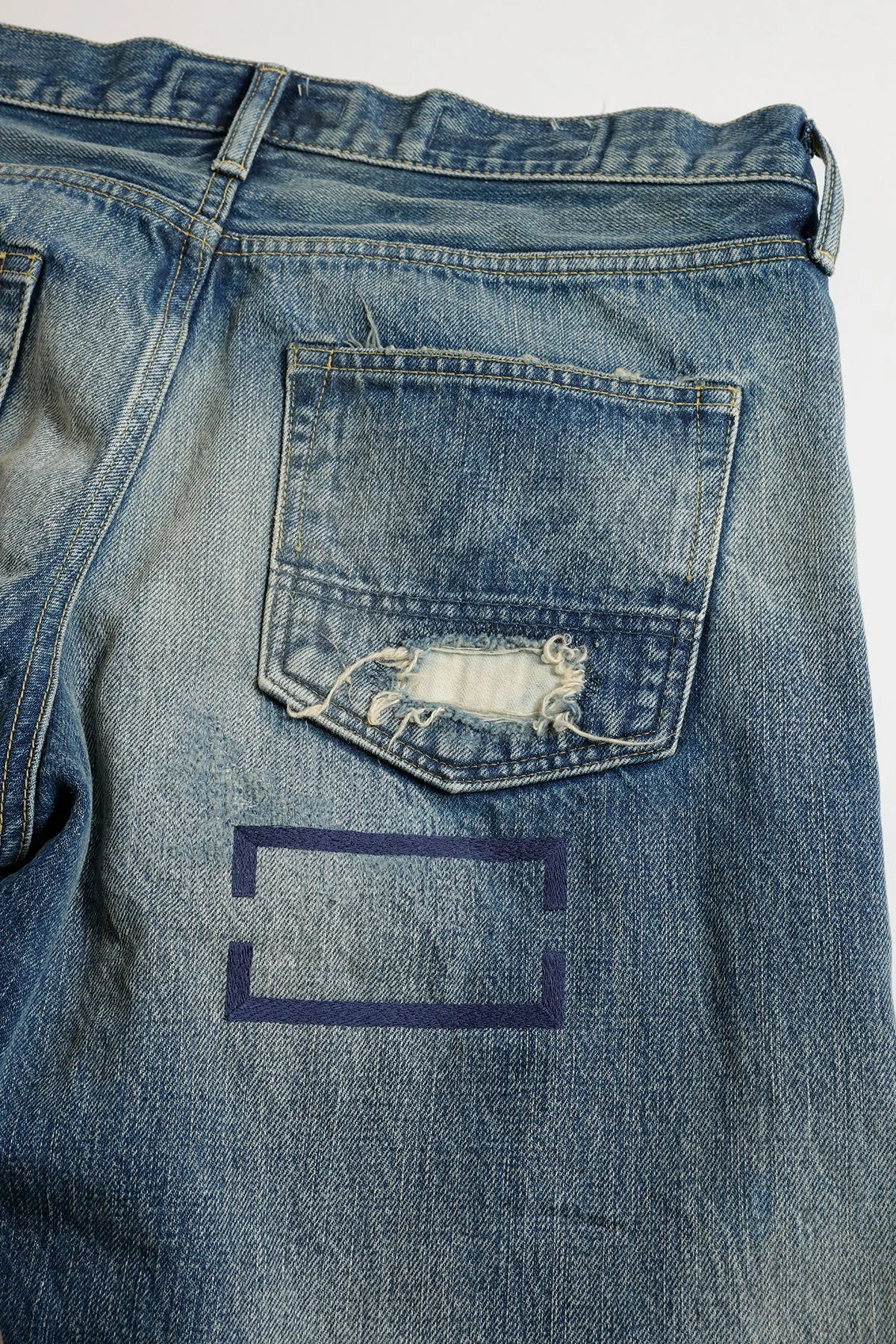 CLASSIC STRAIGHT DENIM CS116
