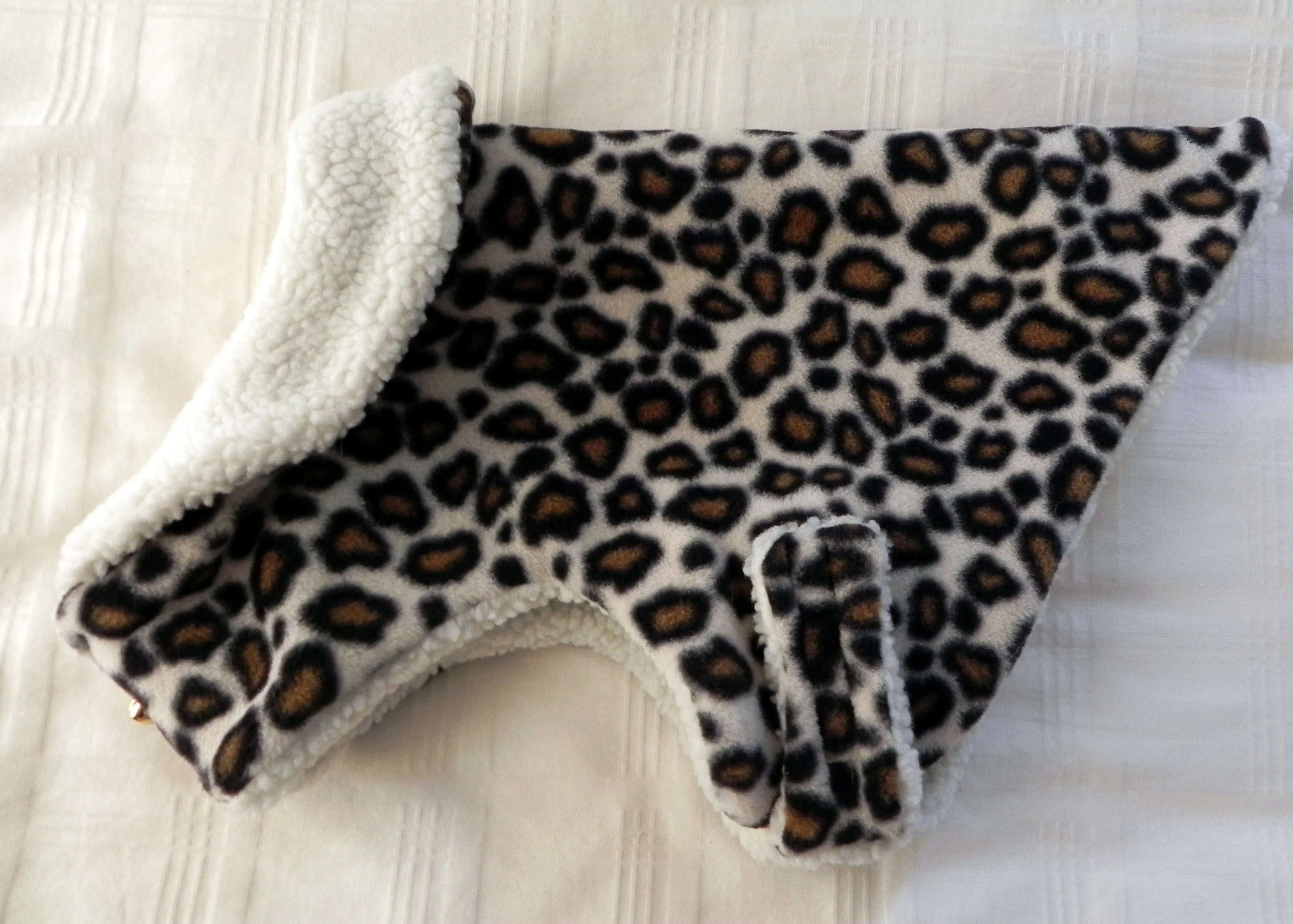 Cold Climate Winter Coat: Snowy Leopard