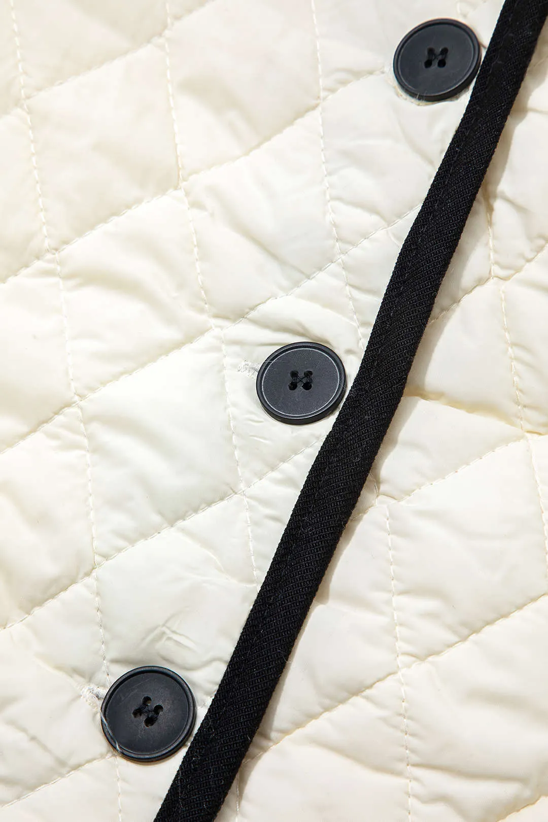 Contrast Trim Diamond Quilted Puffer Jacket