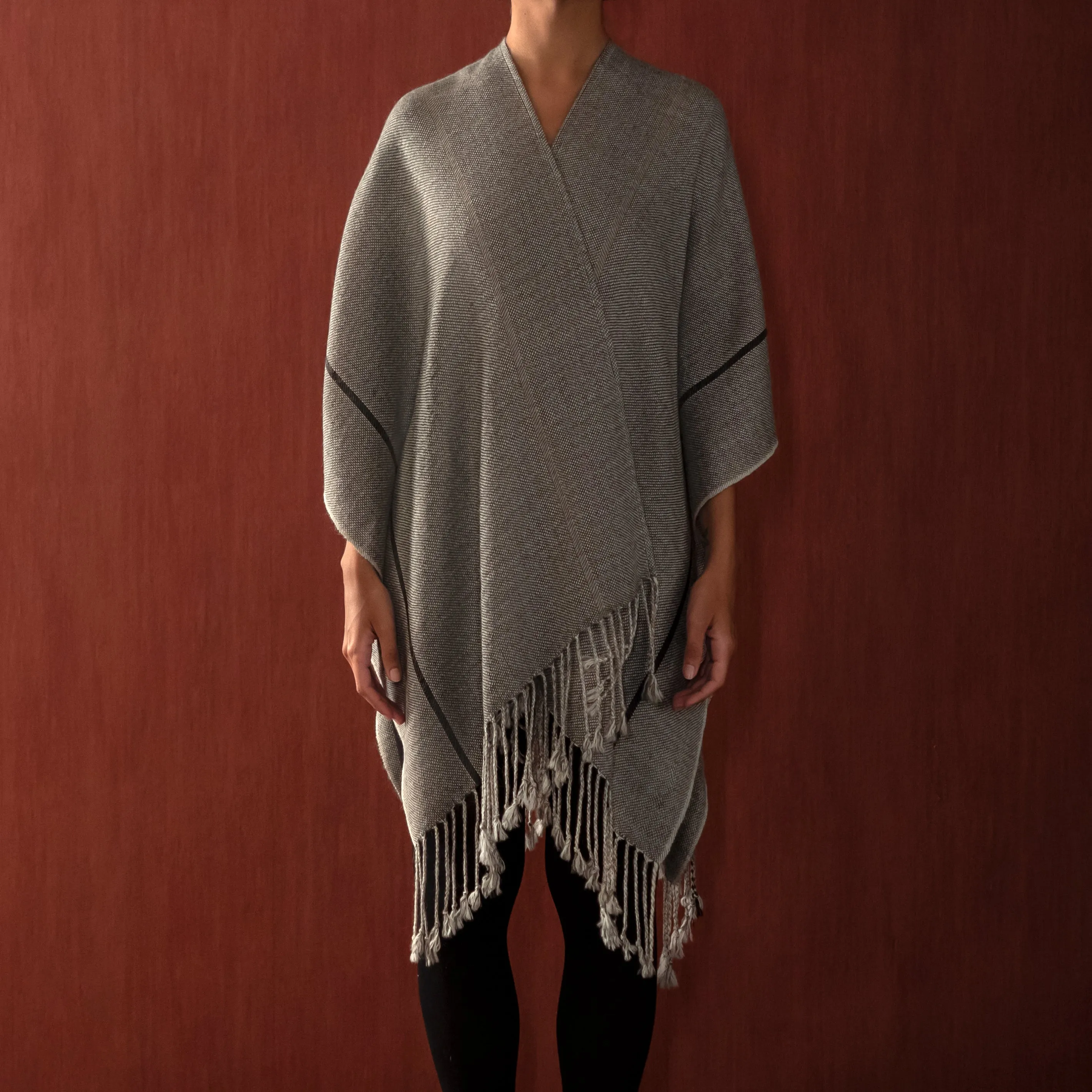 HARMONIC CAPE 003