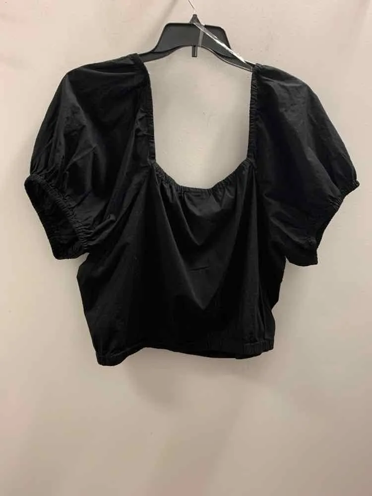 NWT UNIVERSAL THREADS PLUS SIZES Size 1X Black SHORT SLEEVES TOP