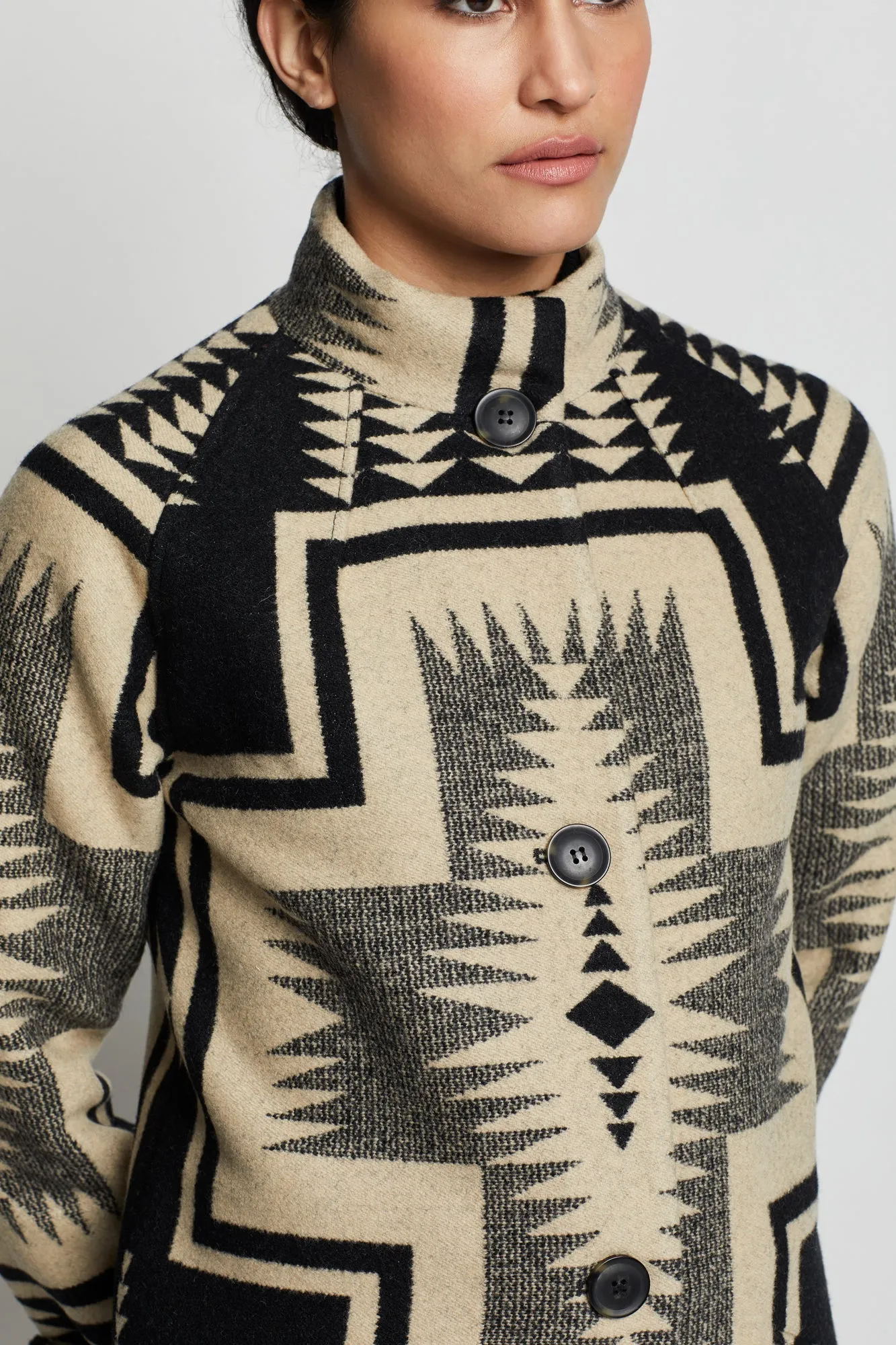 Timberline Jacquard Coat<br>Black/Tan Harding